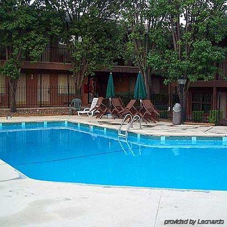 Charles Wesley Motor Lodge Downtown Broken Bow- Hochatown Instalações foto